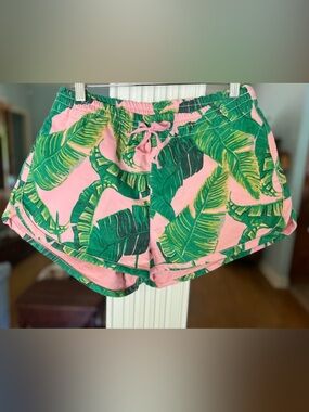Judith March M NWT Tropical Palm Pockets Shorts Pink Green Elastic Waist Resort